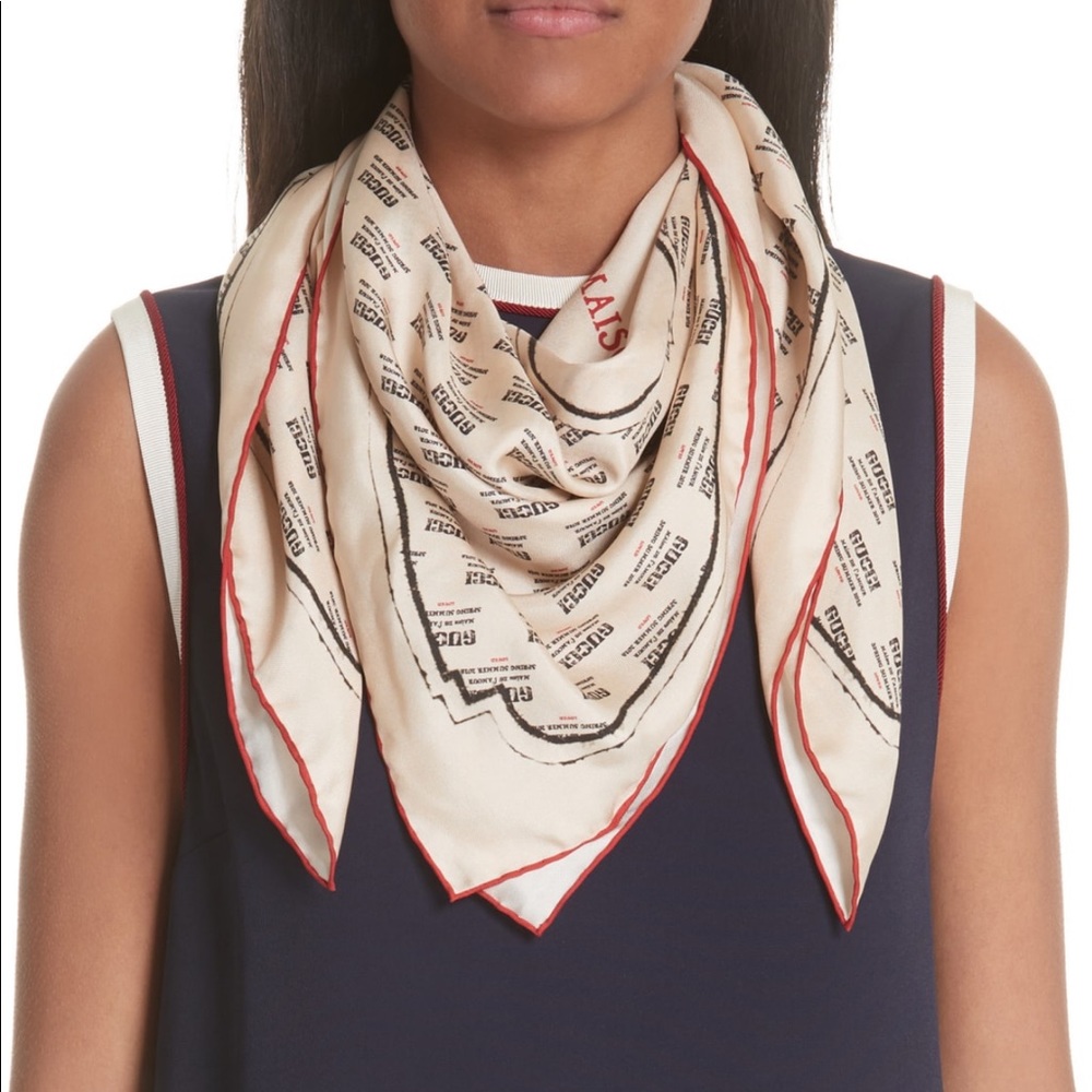GUCCI Silk Scarf - Picture 2 of 6